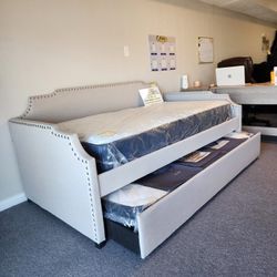 Twin Day Bed Just For $379 Cash Price