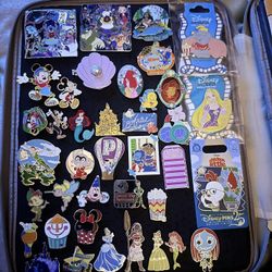 Disney Pins 