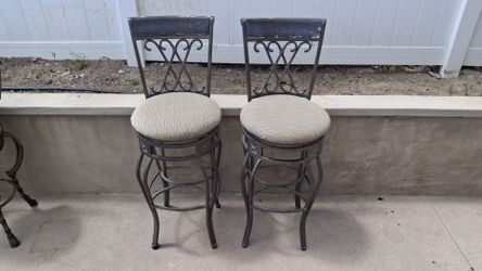 Stools (vintage) georgian style