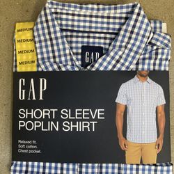 NWT Gap Men’s Shirt Size M
