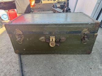 Vintage Trunk