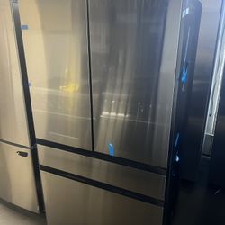 NEW OPEN BOX SAMSUNG BESPOKE REFRIGERATOR 