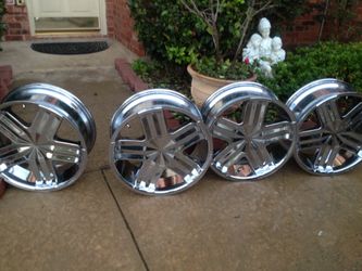 20 inch SUV Cabo Wheels. 6 holes. Really good deal.