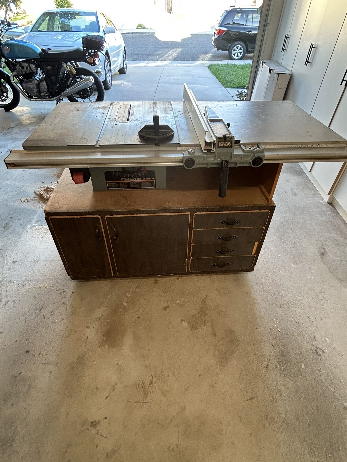 Delta Table Saw