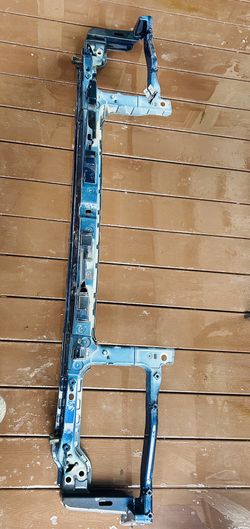 Chrysler 300 Radiator Support 