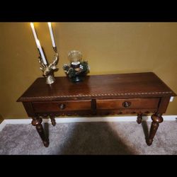 Broyhill Console Table Antique 