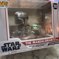Funko Pop Star Wars The Mandalorian With The Child 390