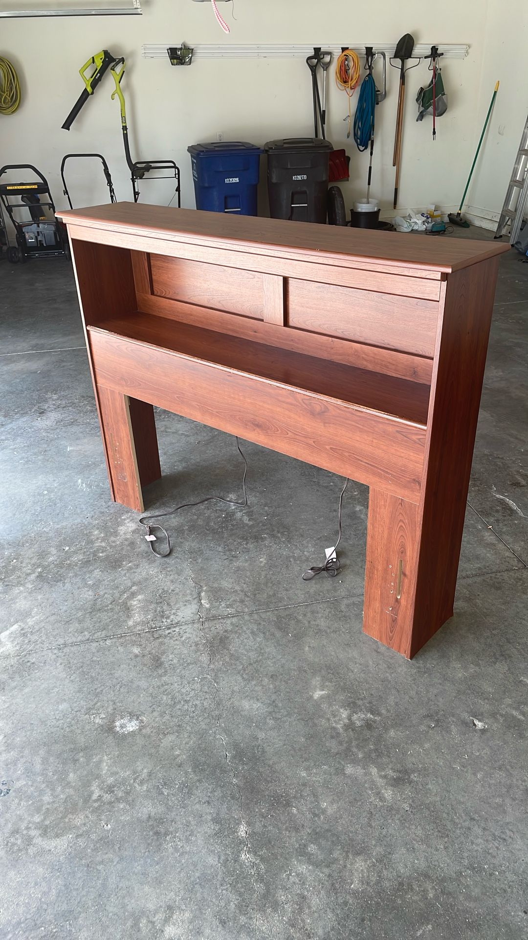Full/Queen Shelf Headboard
