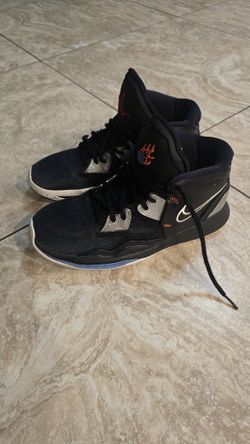 Nike Youth Kyrie Basketball Shoes
