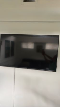 44” Smart TV