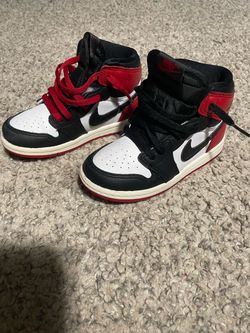 Authentic Nike Jordan shoes for boys, size 9C –