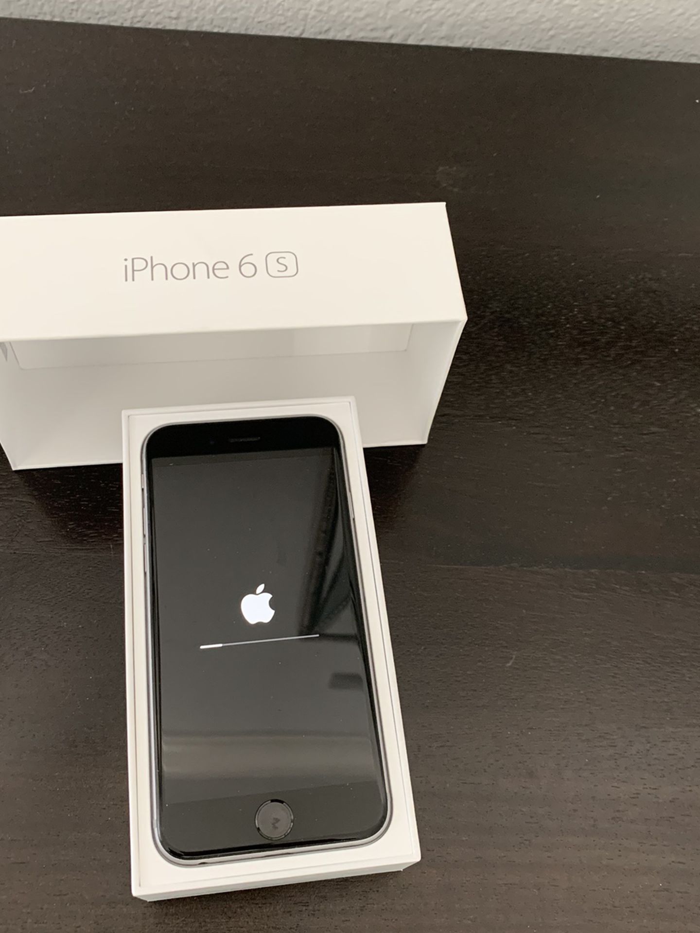 iPhone 6s Space Gray 16gb Excellent Condition ATT