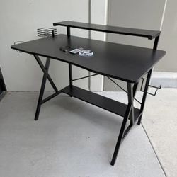 New In Box 42x24x35 Inch Tall Gaming Desk Game Gamer Black Table With Monitor Shelf Stand Tier And LED USB Plug-in Strip Light 