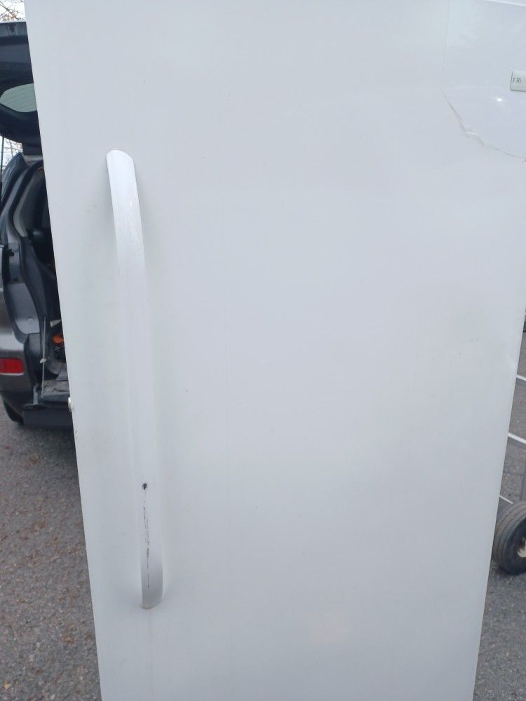 Upright Freezer Like New 6 Months Warranty