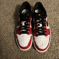 Air Jordan 1 Retro Low OG "Chicago" 2016