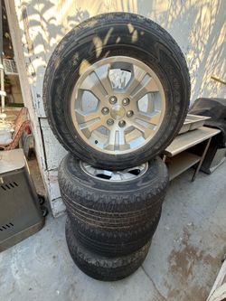OEM Chevy 18” Wheels & Goodyear Tires P265/65R18 – Set of 4