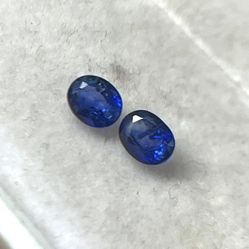 Natural Ceylon Sapphire Pair From Sri Lanka .95 Carat Total Weight 