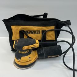 Dewalt 3-amp Variable Speed Random Orbital Sander With Dust Management 