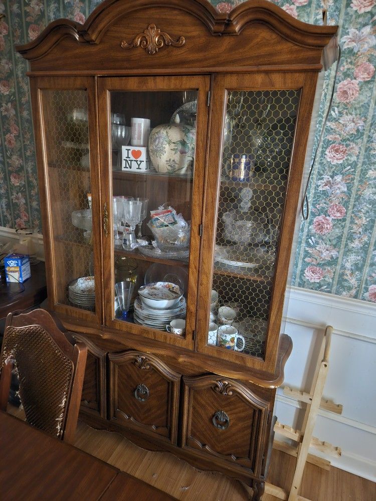 China Cabnet, Dinning Table And Chairs Set