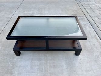 Center Piece Furniture Table