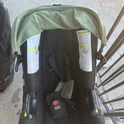 Doona Stroller Along With Base 