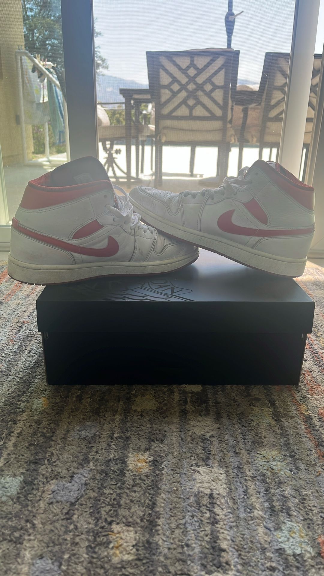 Air Jordan 1’s / Size M 9.5/ W 11