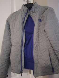 The North Face Quilted Zip-Up Jacket Size Small