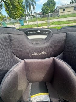 Evenflo revolve 360