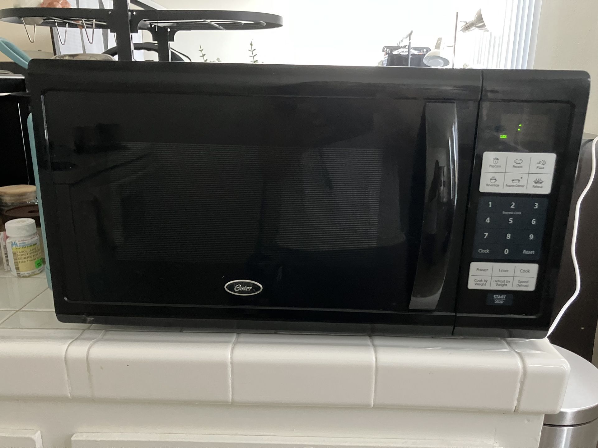 Countertop Microwave (1.1 cubic foot)