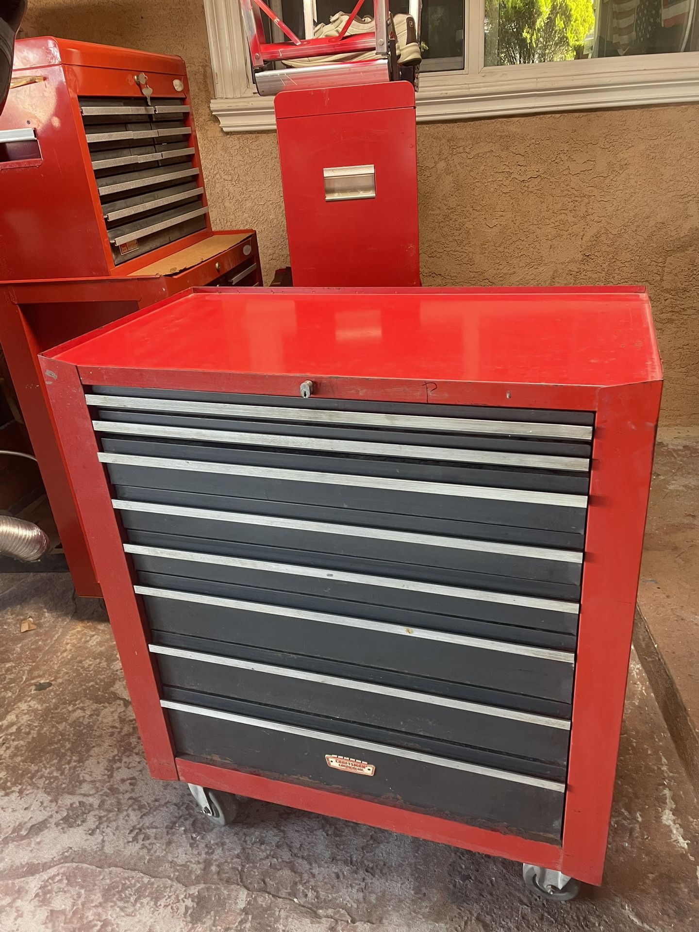 CRAFTSMAN TOOL BOX