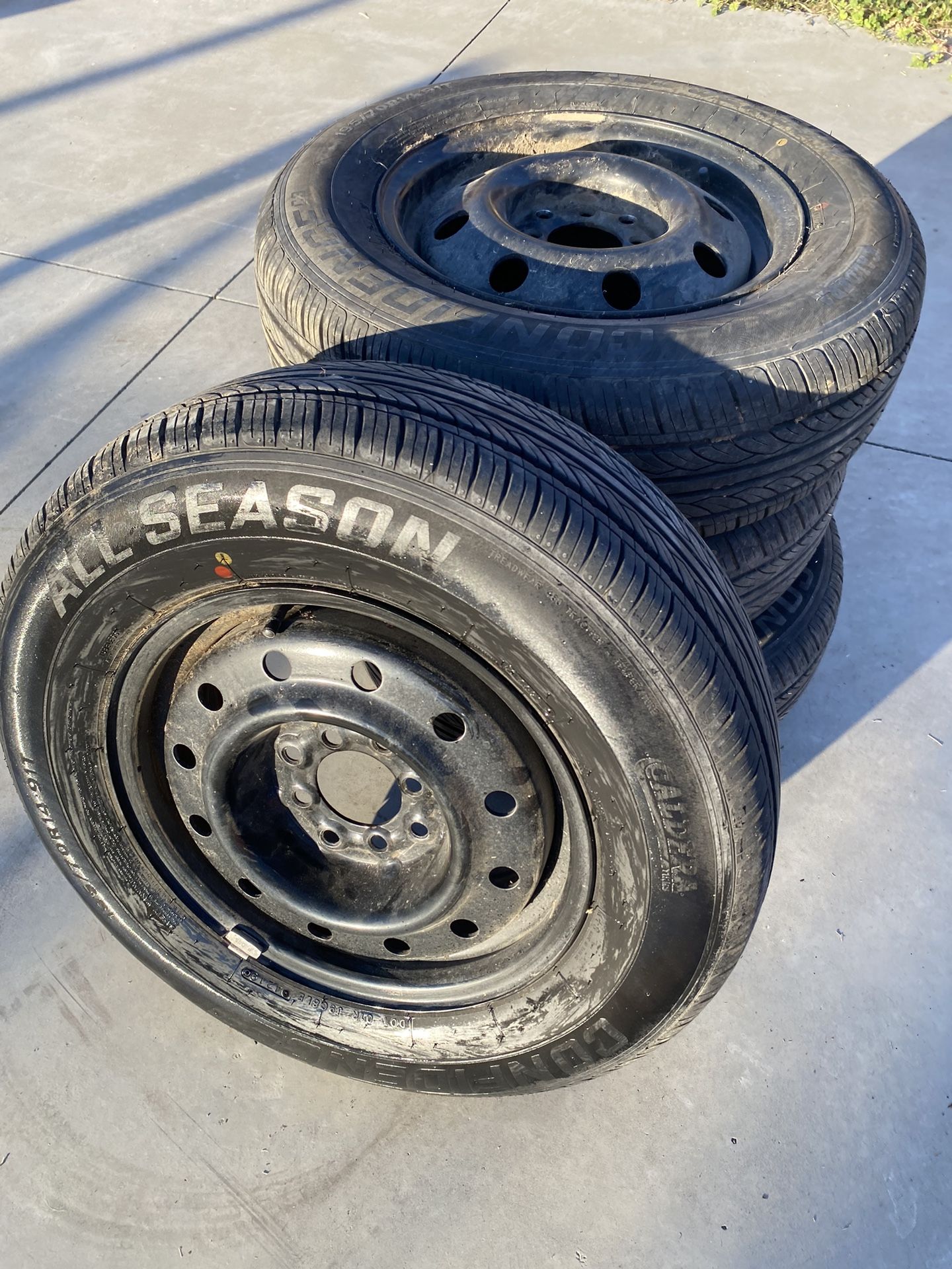 195/70R14 All Season Tires