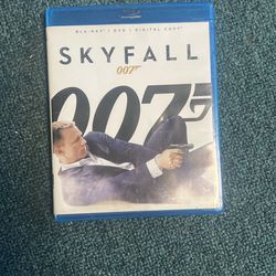 SKYFALL Blue-Ray $5