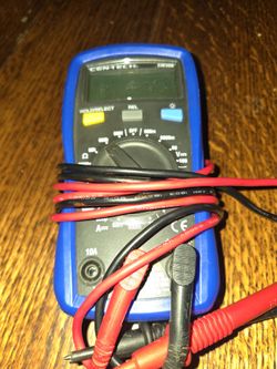 Cen-Tech CM300 Digital Multimeter with Test Leads