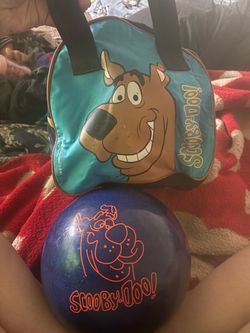 Scooby doo bowling ball and bag size 6