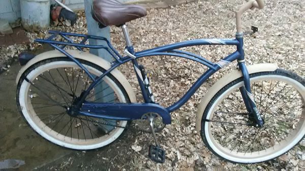 huffy deluxe beach cruiser