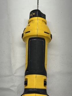 Drywall Cut-Out Tool  Dewalt ✅