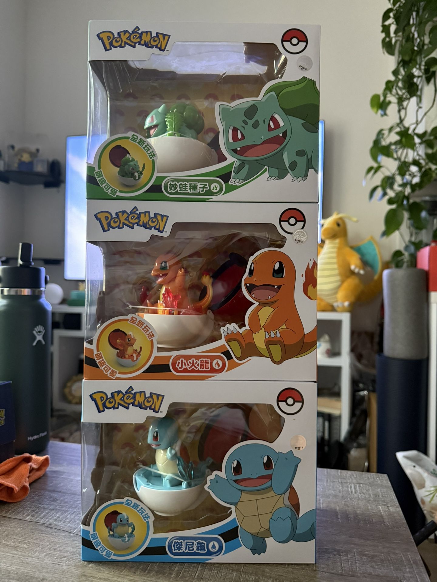 Pokemon Starter Pokeball Collectible