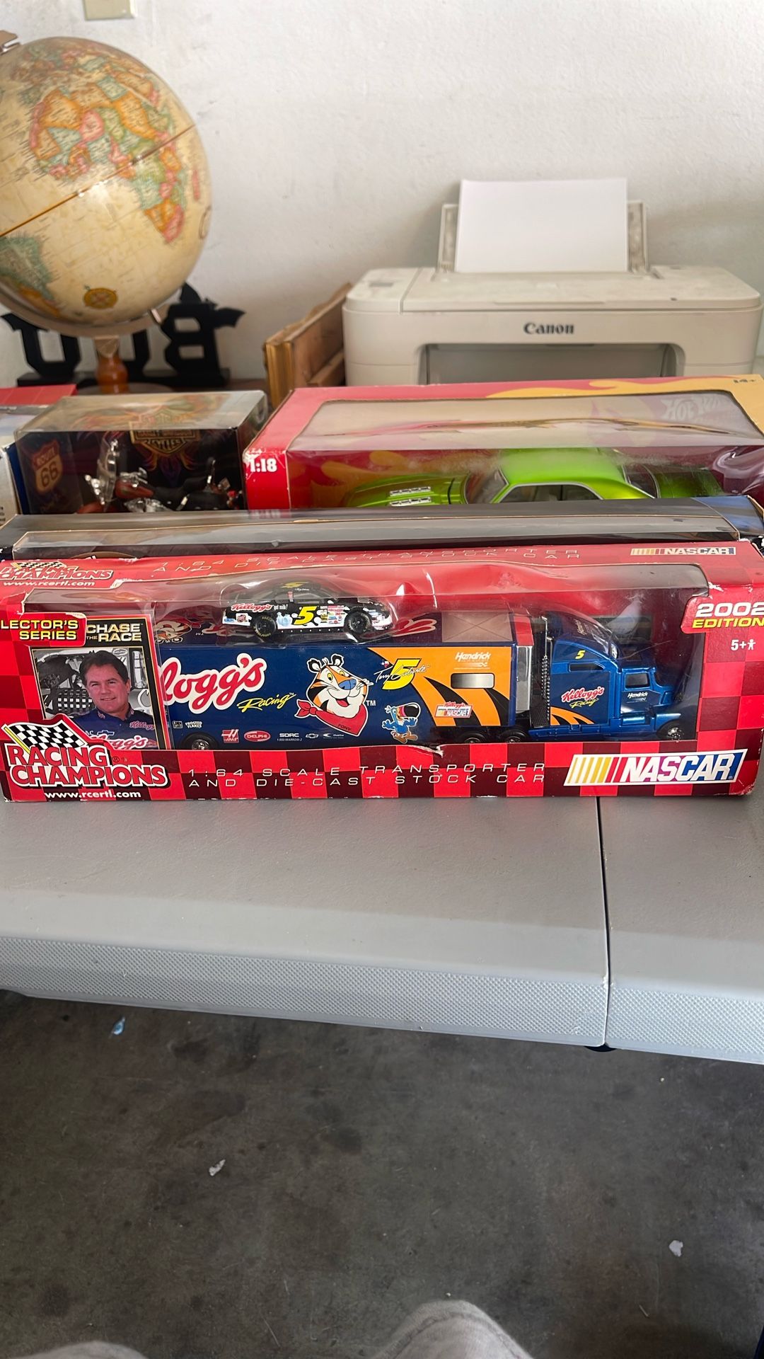 NASCAR Kellogg’s Tractor Trailer Racing Team 