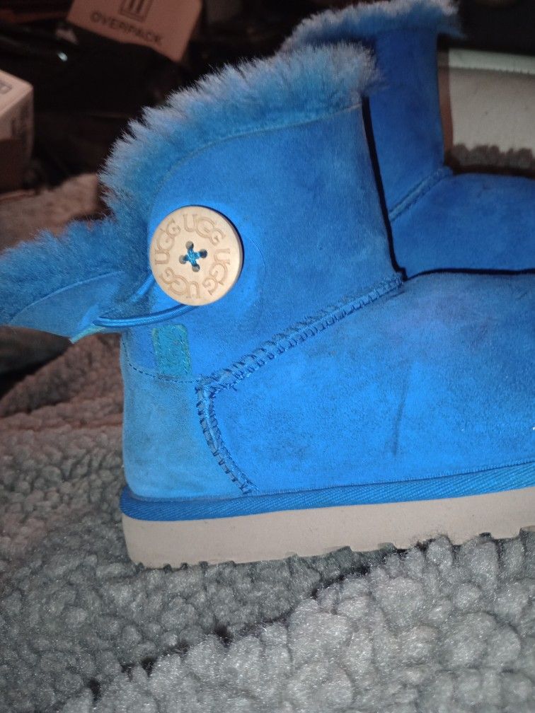 Ugg's Navy blue Boots