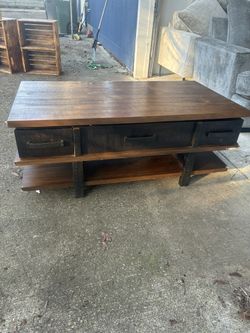 Coffee Table / Tv Dinner table