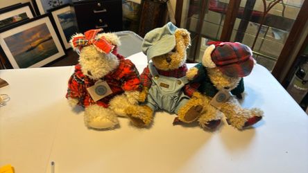 Stuffed bears