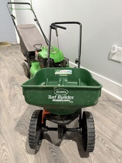 Scott’s Spreader 15x14