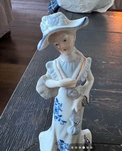 Figurine