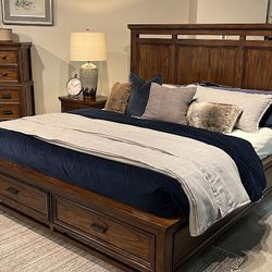 Frazier Brown Cherry Storage Platform Bedroom Set$10 Down Payment And Financing Available