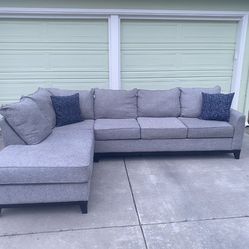 FREE DELIVERY- Beautiful Grey Sectional Couch