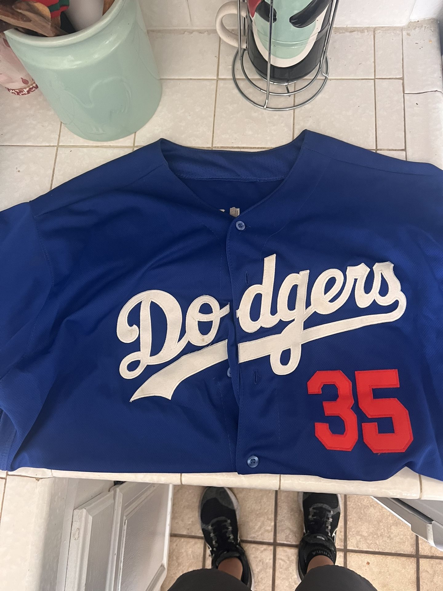 Bellinger Dodgers XL jersey for Sale in Lake View Terrace, CA - OfferUp