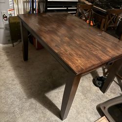 High-top Kitchen Table + Chairs 