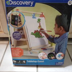 Discovery Kids Drawing Easel With Paper & Chalk 