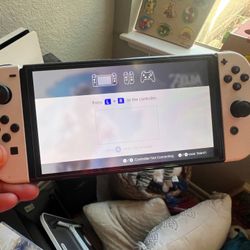 Nintendo Switch Oled + Pro Controller