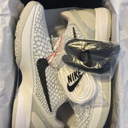 Kobe 6 Sail Size: 11